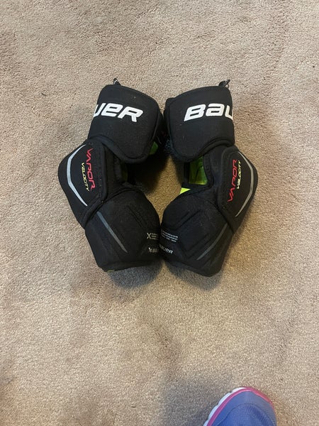 Junior Medium Bauer Elbow Pads (Used)