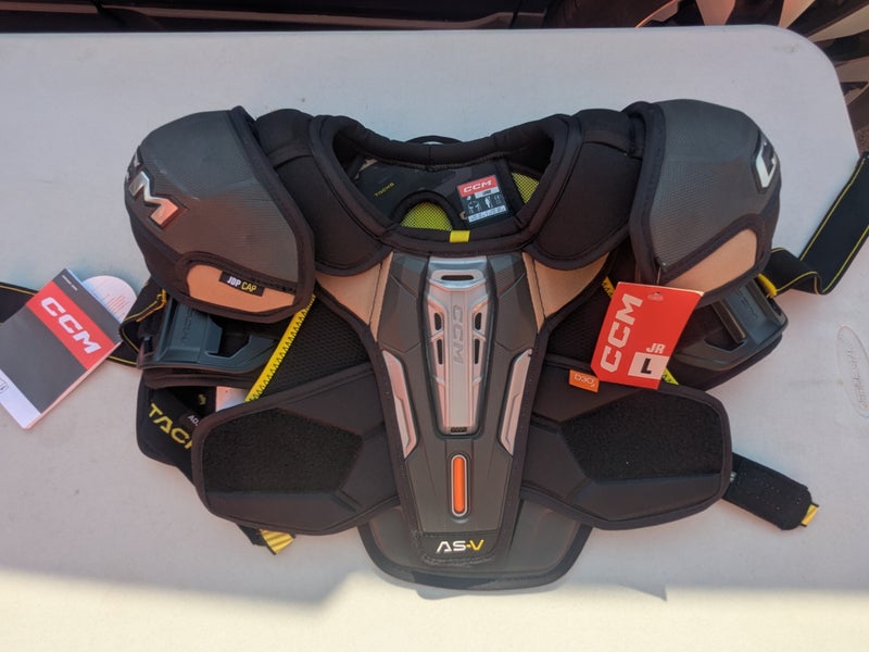 Junior Large CCM AS-V Shoulder Pads (New)