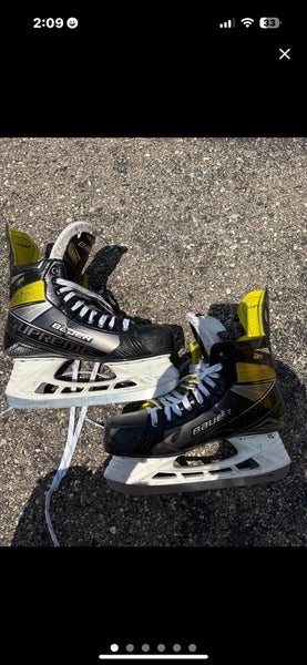 Senior Bauer Supreme 3S Hockey Skates 11.5 (Used)