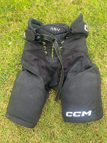 Black Senior Medium CCM Tacks AS-V Hockey Pants