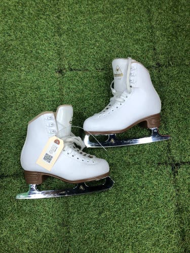 Jackson Ultima Excel Figure Skates Junior 3.0 (Used)