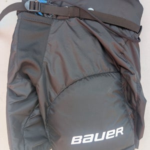 Youth Medium Bauer X Hockey Pants (New)