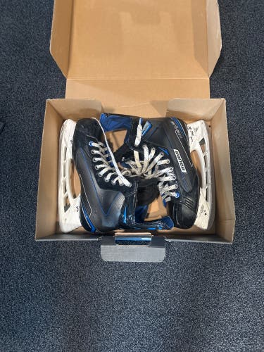 Bauer Nexus Elevate Hockey Skates Regular Width 9.5 (Used)