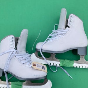White Jackson Ultima Figure Skates Adult 8 (Used)