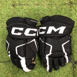 Black Junior CCM AS580 Gloves 12" (Used)
