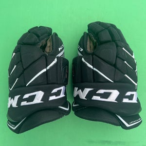 Black Senior CCM JetSpeed FT1 Gloves 14"