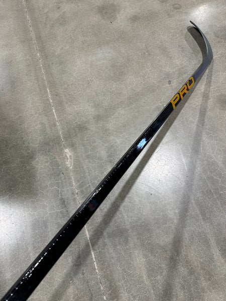 PRO Redline Hockey Stick | Senior RH P46 | 58' (Used)