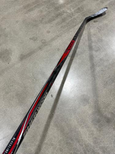 Senior Sher-Wood Rekker M90 Hockey Stick Right Handed PP28 (Used)