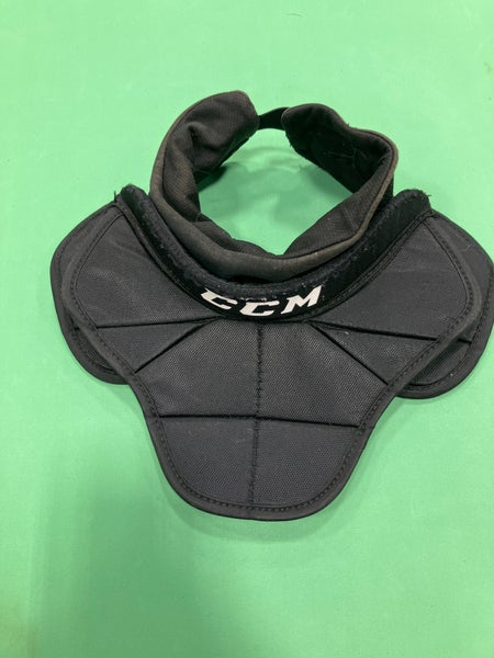 Black Intermediate CCM TCG900 L-XL Neck Guard (Used)