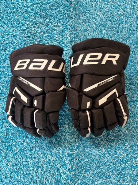 Black Junior Bauer Supreme M3 Gloves 10" (Used)