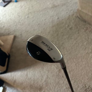 19 degree Men's TaylorMade Rescue Mid Right Handed Hybrid 3H (Used)