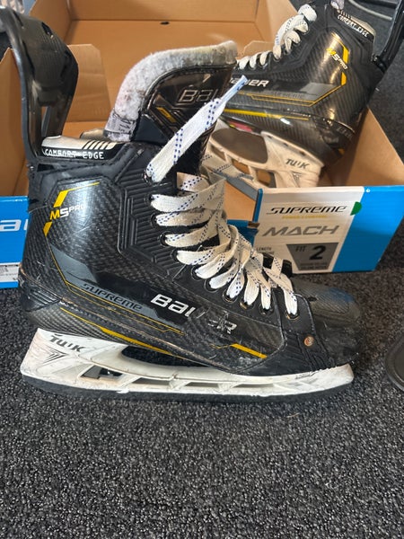 Bauer Supreme M5 Pro Hockey Skates Regular Width 11.5 (Used)
