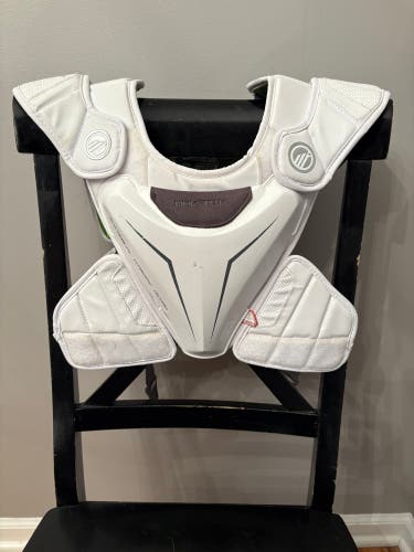 Large Adult Maverik M5 Speed Pad Shoulder Pads (Used)