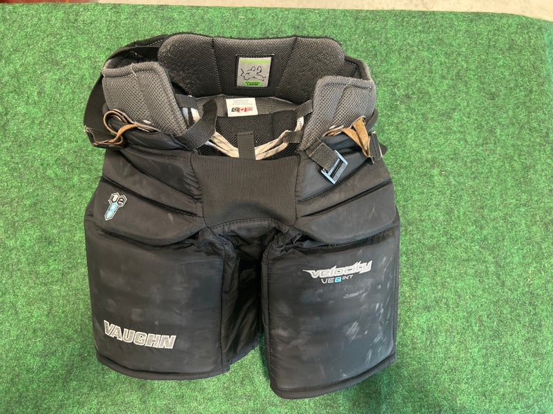 Black Vaughn Velocity VE8 Hockey Goalie Pants (Used) | Intermediate Large