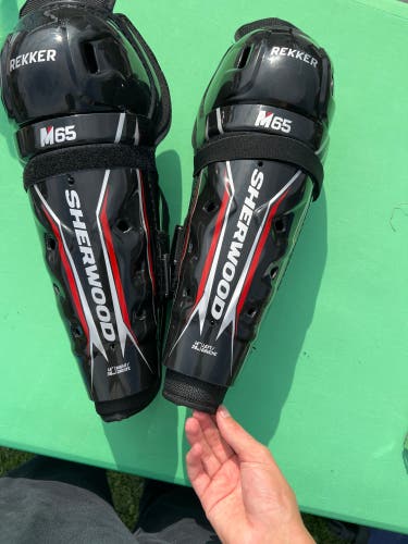 Senior Sher-Wood Shin Pads 14" (New)