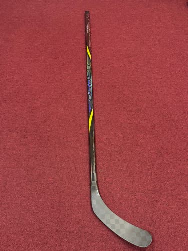 Intermediate Bauer Vapor Hyperlite 2 Left Hand Hockey Stick P92 55 flex Pro Stock (New) Item#UCDH