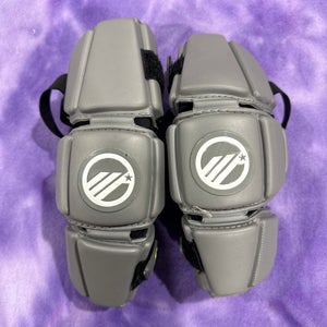 Medium Youth Maverik MX Arm Pads (Used)