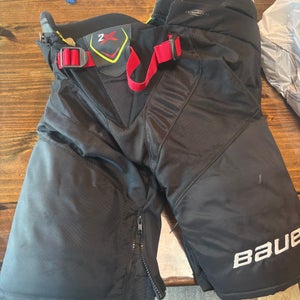 Junior Large Bauer VAPOR 2X Hockey Pants (Used)