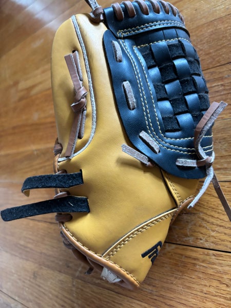 2022 Franklin Baseball Glove 10" (Used)