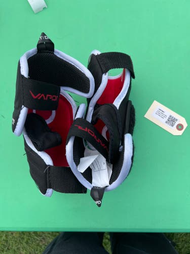 Junior Medium Bauer Vapor x pro lite Elbow Pads (Used)