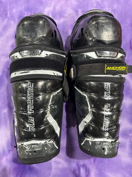 Junior Bauer Supreme 2S Shin Pads 11" (Used)