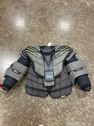 Senior Small Bauer Hyperlite Goalie Chest Protector (Used)