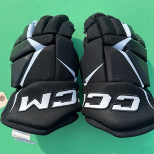 Senior CCM Supra Gloves 13" (Used)