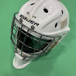 White Intermediate Bauer 930 Goalie Mask (Used)