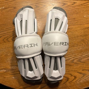 Medium Adult Maverik Max Arm Pads (Used)