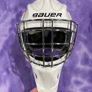 White Junior Bauer 930 Goalie Mask (Used)