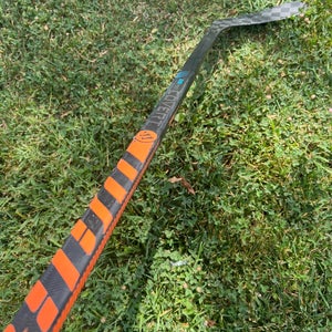 Intermediate Warrior Covert QR5 Pro Hockey Stick Right Handed W03 | 57"