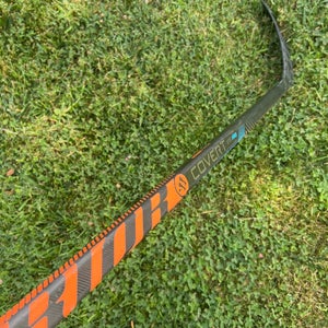 Intermediate Warrior Covert QR5 Pro Hockey Stick Right Handed W03 | 57"