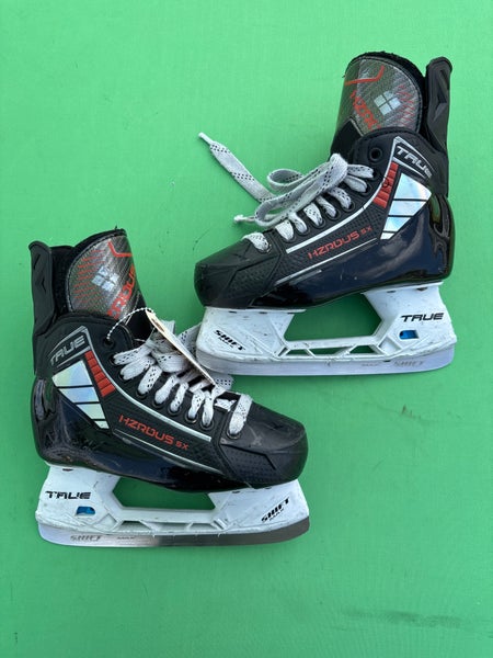 Junior True HZRDUS 5X Hockey Skates Regular Width Size 1