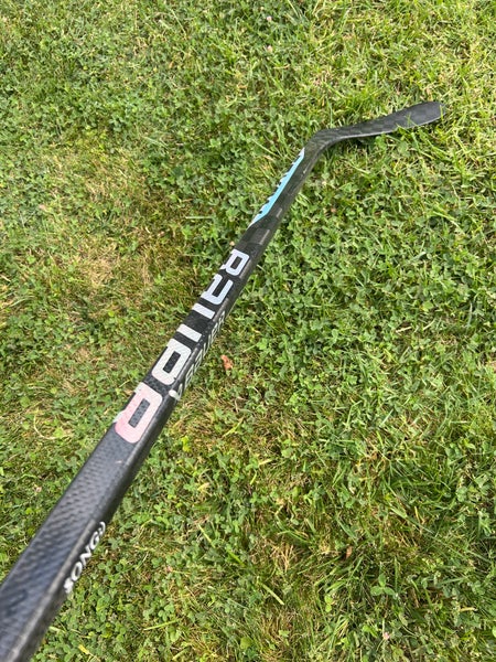 Intermediate Bauer Nexus Sync Hockey Stick Right Handed P92 Pro Stock