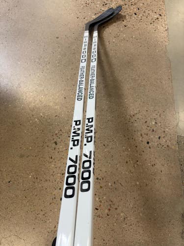 *2-Pack* Senior Sher-Wood PMP 7000 Hockey Stick Right Handed 75 Flex Pro Stock (New)