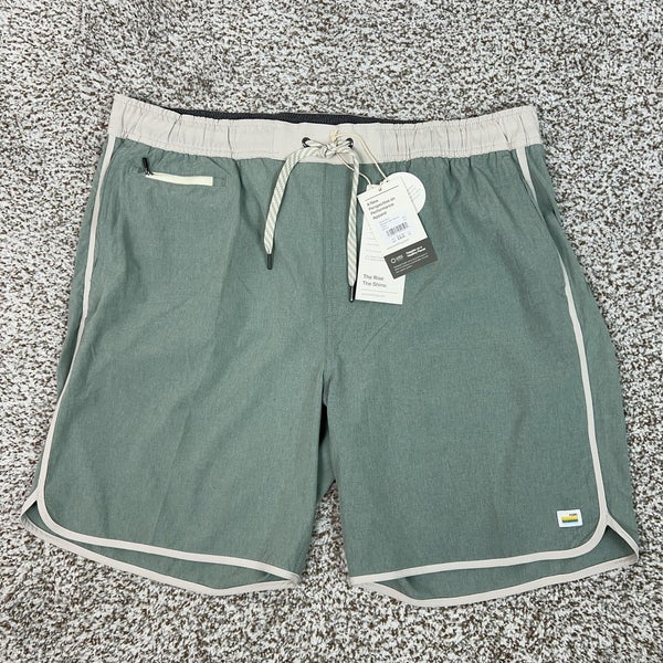Vuori Shorts Mens 2XL XXL Banks Green Neptune Board Performance Swimwear Hybrid