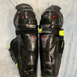 Junior Bauer Vapor 3X Shin Pads 12" (Used)