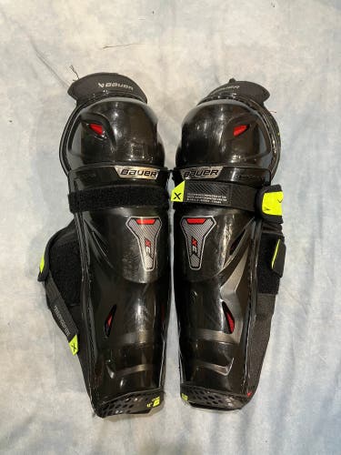 Junior Bauer Vapor 3X Shin Pads 12" (Used)