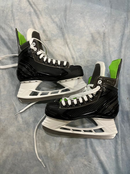 Intermediate Bauer X-LS Hockey Skates Regular Width Size 4 (New)