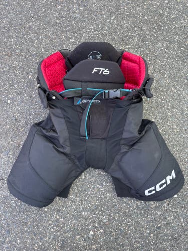 Black Junior Small CCM Jetspeed ft6 Hockey Pants