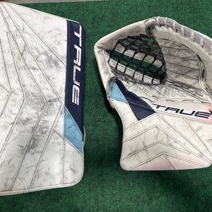 White & Blue Senior True Catalyst 7x3 Goalie Glove & Blocker Set Regular (Used)
