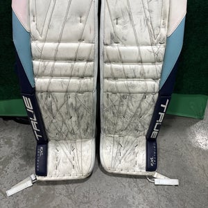 White & Blue Senior True Catalyst 7X3 Goalie Leg Pads (Used) | 34” +2”