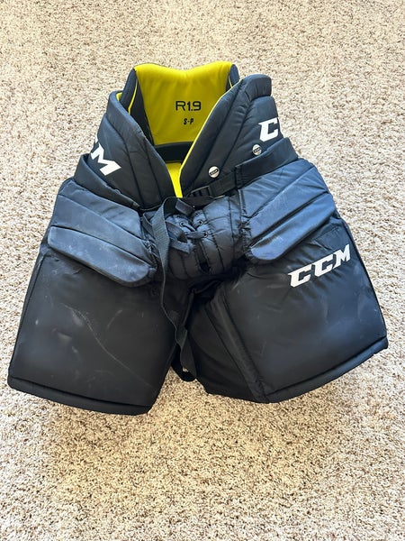 CCM Premier R1.9 Senior Goalie Pants Size Small