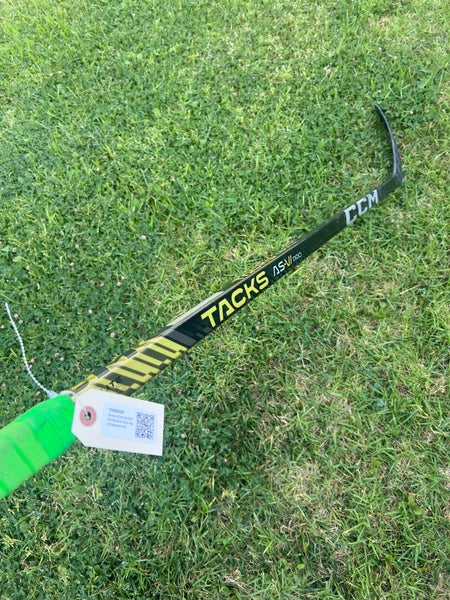Senior CCM AS-VI PRO Hockey Stick Right Handed P29