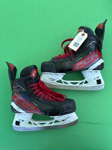 Intermediate CCM JetSpeed FT6 Hockey Skates Regular Width 6.5