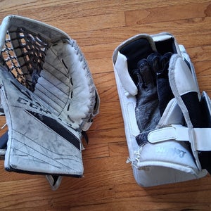 CCM Eflex 3.5 Regular JR hockey goalie gloves set (Used)