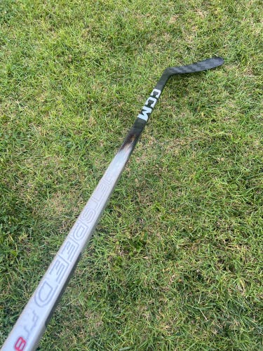 Senior CCM JetSpeed FT8 Pro Hockey Stick Right Handed P29+1/4 (Used)