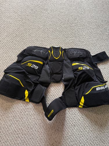 Men's Medium Bauer Supreme S29 Hockey Pants