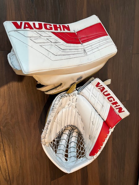 Chris Driedger Vaughn VE8 Pro Carbon Pro Stock Glove & Blocker
