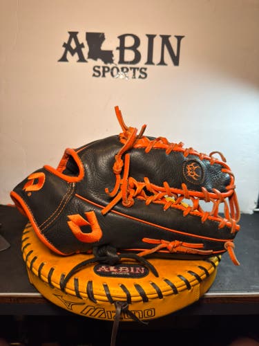 DeMarini Insane RH Outfield Baseball Glove 12.5" (Used)